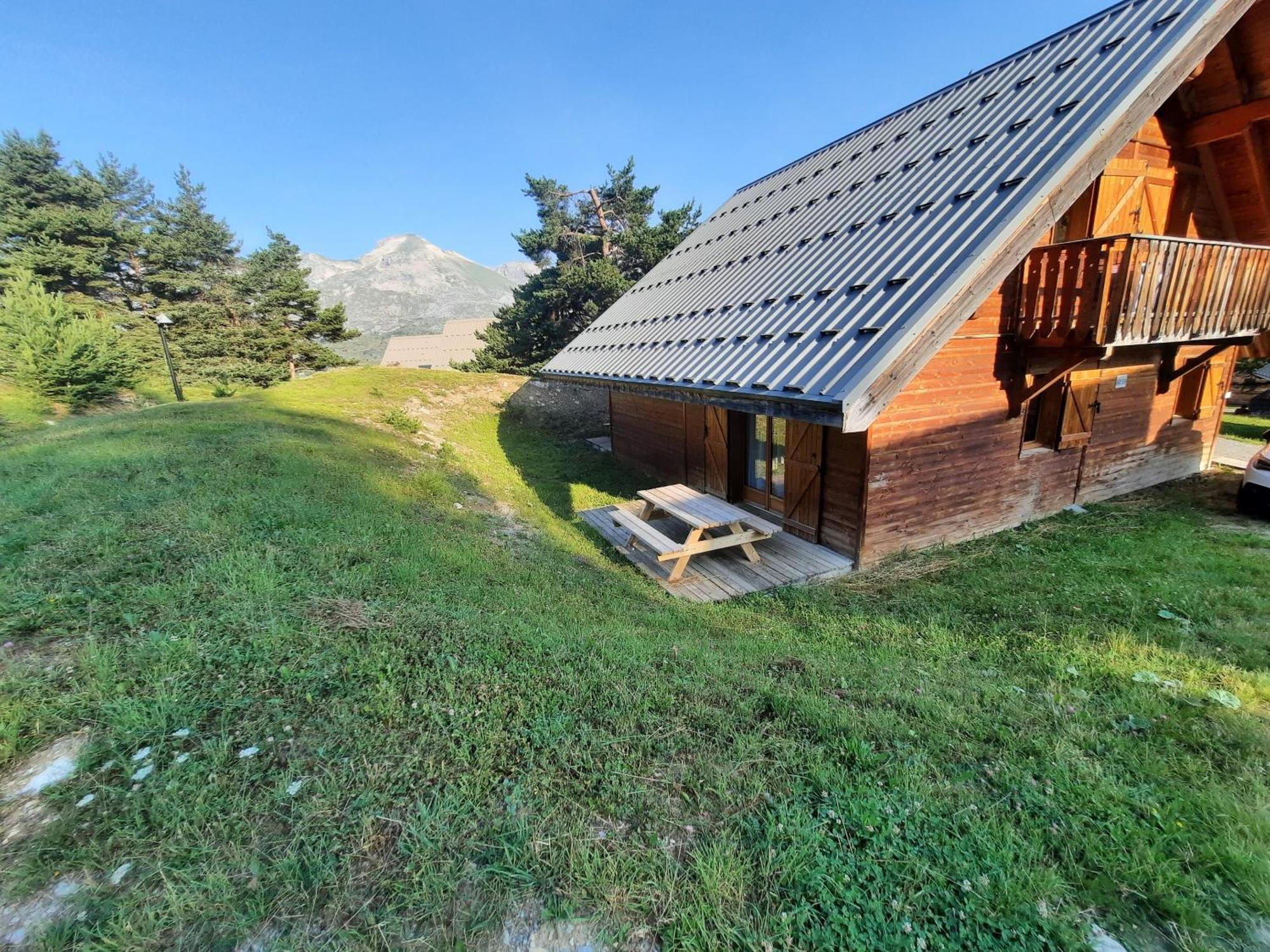 Chalet Bastilor ลาจูดูลูป ภายนอก รูปภาพ